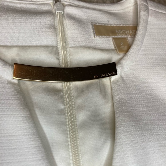 Michael Kors Classic Cream Dress size 2 - Picture 5 of 7